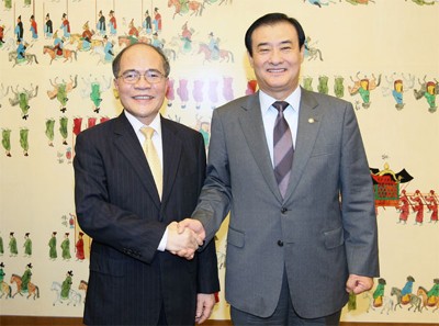 Chủ tịch Quốc hội Nguyễn Sinh Hùng kết thúc tốt đẹp chuyến thăm Hàn Quốc và Myanmar  - ảnh 1